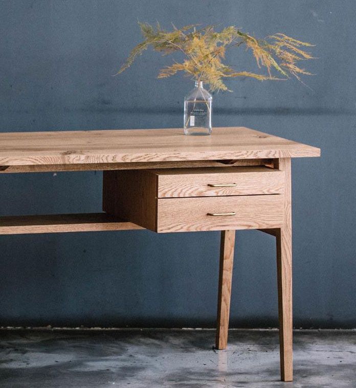 書檯 Desk